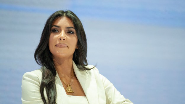 RMF Extra: Kim Kardashian w samej bieliźnie. Zdjęcie z garderoby trafiło do sieci!