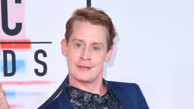 RMF Extra: Macaulay Culkin uhonorowany miejscem na Alei Gwiazd! Z aktorem świętowała Catherine O'Hara