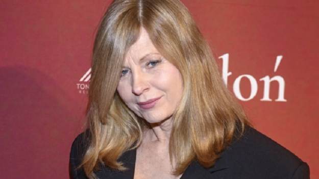 RMF Extra: Kilka czarnych sznurków i kawałeczek materiału. W takim mini bikini zapozowała 60-letnia Ewa Skibińska. "Obłęd” [FOTO]