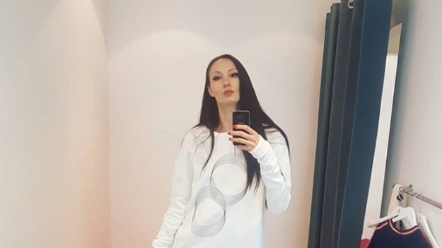 RMF Extra: Ma najdłuższe nogi na świecie! To najwyższa profesjonalna modelka 