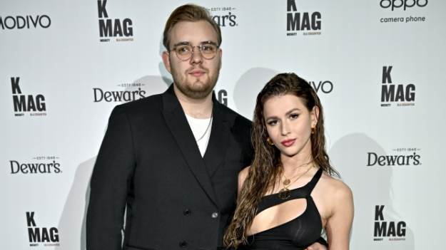 RMF Extra: Roxie Węgiel wydała oświadczenie. Tarocistka wywróżyła jej rozstanie z Kevinem Mglejem