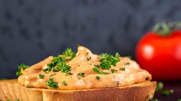 RMF Extra: Zmień jeden składnik, a potem posmaruj tym kanapkę. Będzie smaczniej i zdrowiej