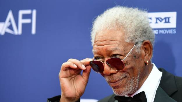 RMF Extra: To dlatego Morgan Freeman nie zdejmuje kolczyków. Ma to związek ze śmiercią 