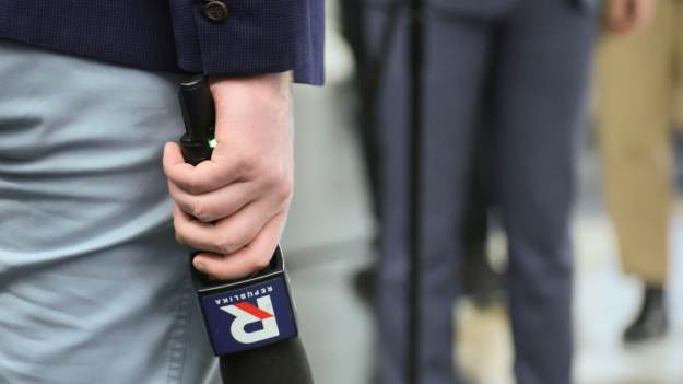 RMF Extra: Niespodziewany ruch Sakiewicza. Co dalej z kanałem TV Republika?