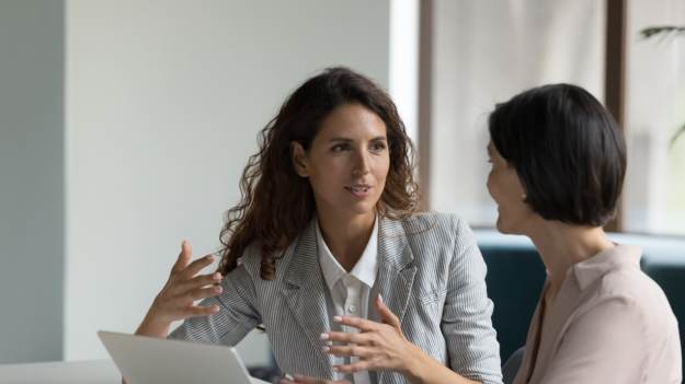 RMF Extra: 5 zdań, których używają ludzie silni psychicznie. Jak rozmawiać z osobą pasywno-agresywną? 