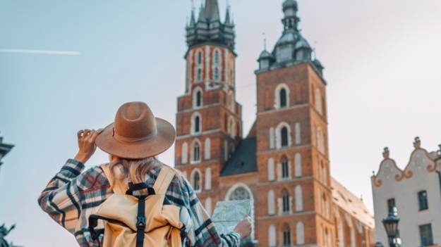 RMF Extra: W Krakowie pojawiły się figurki smoków na wzór wrocławskich krasnali