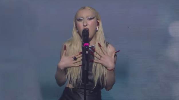 RMF Extra: Luna zaśpiewała na żywo w Londynie. W komentarzach poruszenie