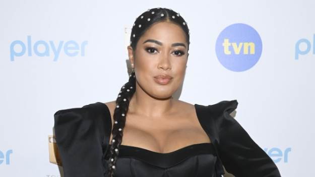 RMF Extra: Patricia Kazadi wyeksponowała figurę w mocno wyciętym stroju kąpielowym. "Aż oczy trudno oderwać" [FOTO]