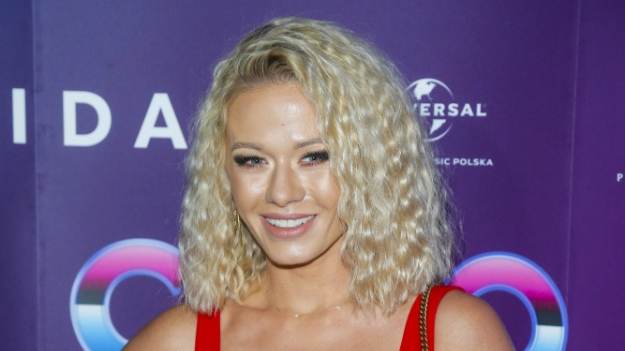 RMF Extra: Kasia Dziurska zrzuciła ubrania! Gwiazda odsłoniła wysportowaną sylwetkę [FOTO]