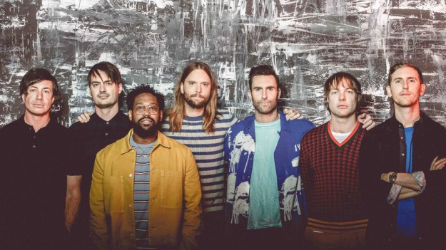RMF Extra: Maroon 5 wystapi z raperami podczas Super Bowl!  