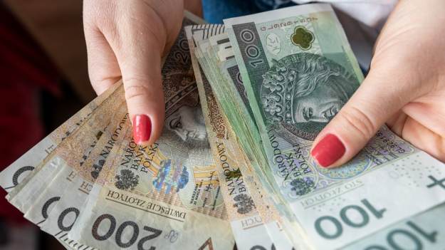 RMF Extra: Minimalna płaca w górę od lipca, ale nie dla wszystkich! Kto dostanie podwyżkę?