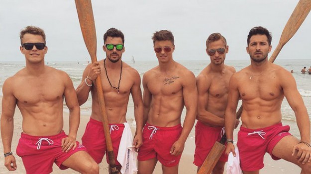 RMF Extra: Misterzy wyszli na plażę! Łapią foczki? 