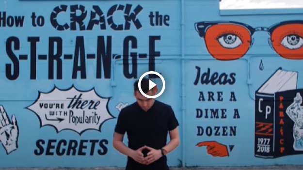 RMF Extra: Już jest! Niesamowity teledysk do nowego singla Kamila Bednarka "Bądź przy mnie"