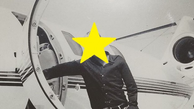 RMF Extra: Znany celebryta wrzucił do sieci zdjęcie z młodości