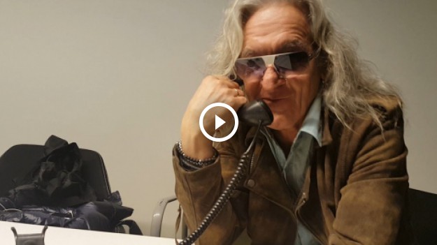 RMF Extra: Grzegorz Markowski: Czy uda mu się zrobić transmisję live z telefonu stacjonarnego? [WIDEO]