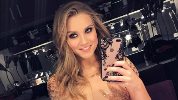 RMF Extra: Agnieszka Kaczorowska: "Cekiny nadal są w modzie". Tancerka podpowiada, w co się ubrać na Sylwestra 2017/2018!