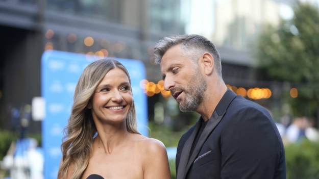 RMF Extra: „Gwiazdorskie kontrakty” dla Koroniewskiej i Dowbora. Telewizyjny transfer roku?