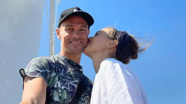 RMF Extra: Piotr Żyła i Marcelina Ziętek rozstali się? Nowe zdjęcia aktorki wiele wyjaśniają