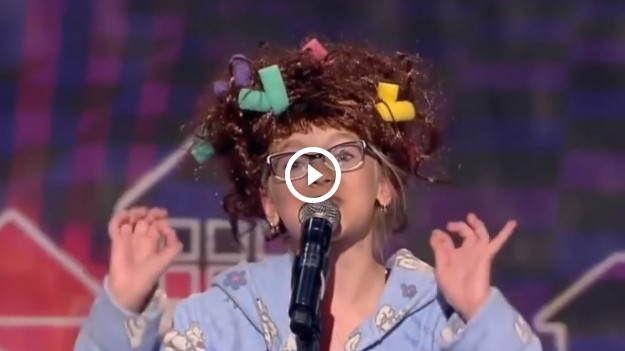 RMF Extra: Niesamowita Emilka zachwyciła jurorów! Złoty przycisk zagwarantował jej półfinał! [WIDEO]