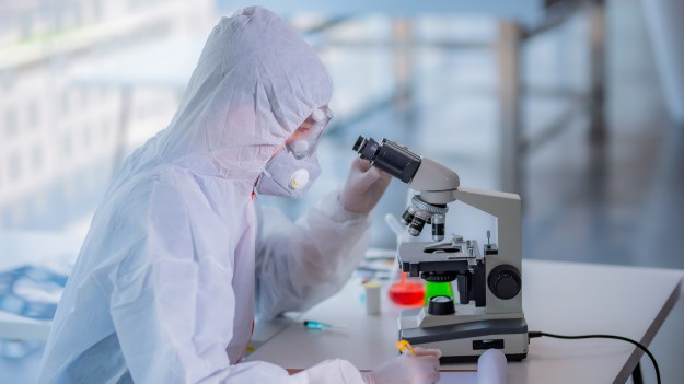 RMF Extra: Zatrważające rekordy zakażeń koronawirusem i zgonów. Tak źle jeszcze nie było! Mamy blisko 25 tys. nowych przypadków