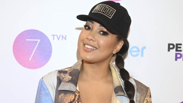 RMF Extra: Patricia Kazadi w windzie. Kadry z kobiecej sesji zdjęciowej trafiły do sieci! [FOTO]