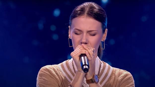 RMF Extra: Przyszła do "The Voice of Poland", chce na Eurowizję. Jej występ oczarował trenerów [WIDEO]