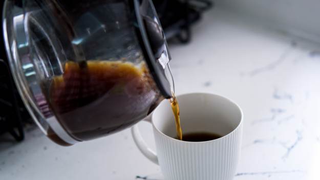 RMF Extra: Kawa coraz droższa. Eksperci ostrzegają: to jeszcze nie koniec podwyżek 