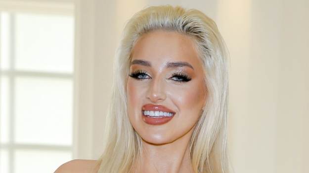 RMF Extra: Caroline Derpienski pokazała się tuż po przebudzeniu. Tak wygląda bez makijażu [WIDEO]