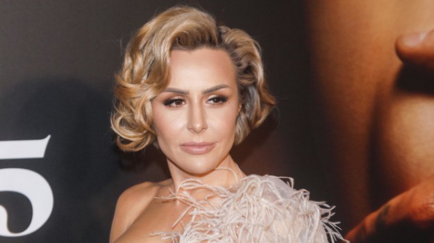 RMF Extra: Blanka Lipińska odsłania ciało na plaży. Od bikini ciężko oderwać wzrok