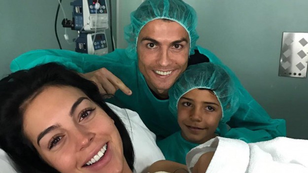 RMF Extra: Cristiano Ronaldo doczekał się czwartego dziecka! Piłkarz zdradził płeć i imię!