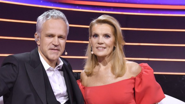 RMF Extra: Dorota Chotecka i Radosław Pazura u... teściów! Kadr sprzed 32 lat robi furorę w sieci! [FOTO]