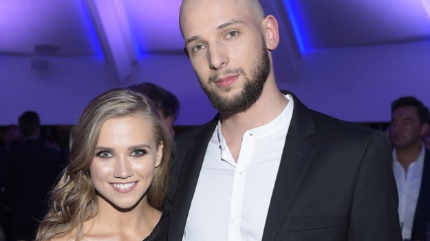 RMF Extra: Wzruszający wpis Macieja Peli o Agnieszce Kaczorowskiej: "Moja żona to bohaterka"