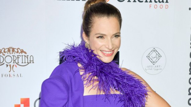 RMF Extra: Anna Dereszowska w samym ręczniku! Aktorka zaskoczyła fanów!