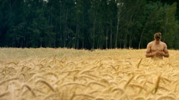 RMF Extra: Michał Baryza w zbożu! Tylko dla dziewczyn o mocnych nerwach!