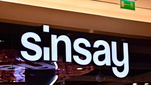 RMF Extra: Te produkty podbiły serca internautek. Pobiegły po nie do Sinsay!