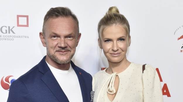 RMF Extra: Edyta Pazura w bikini. Zrobiła zaskakującą pozę na prośbę męża! "Uroda i figura nastolatki" [FOTO]