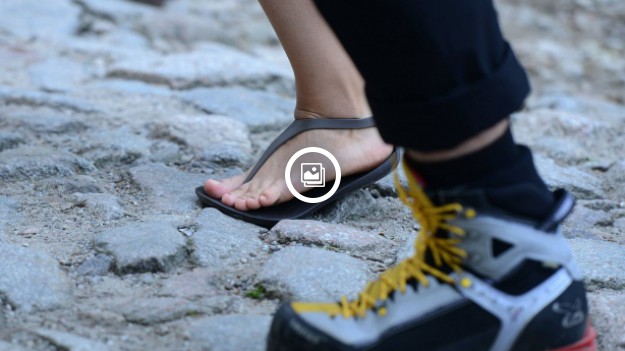 RMF Extra: Tatry z nietypowej perspektywy. Fotograf robił zdjęcia... butom turystów