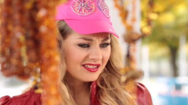 RMF Extra: Małgorzata Socha w teledysku: Róż i majtki!