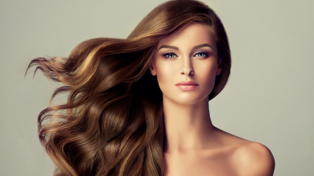 RMF Extra: Co na porost włosów? Sprawdź kilka sprawdzonych sposobów!