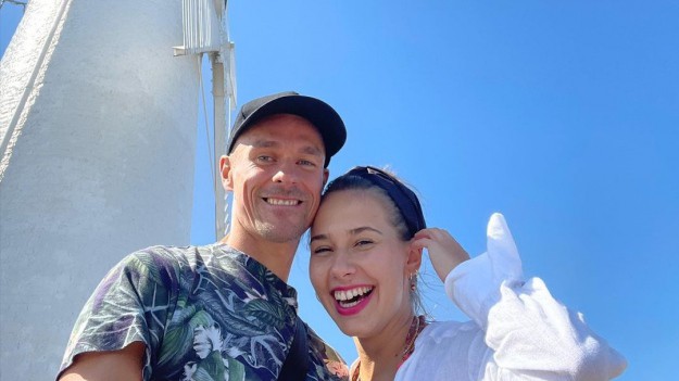 RMF Extra: Marcelina Ziętek szykuje się do ślubu?! Partnerka Żyły w welonie. "Idziemy na panieński" [ZDJĘCIA]