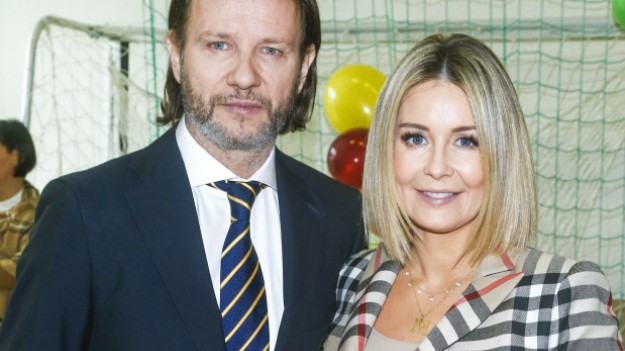 RMF Extra: Radosław Majdan śpi obok Henia. Wzruszający kadr taty i syna trafił do sieci. "Kocham ich bardzo"- przyznała Małgorzata Rozenek [ZDJĘCIE]
