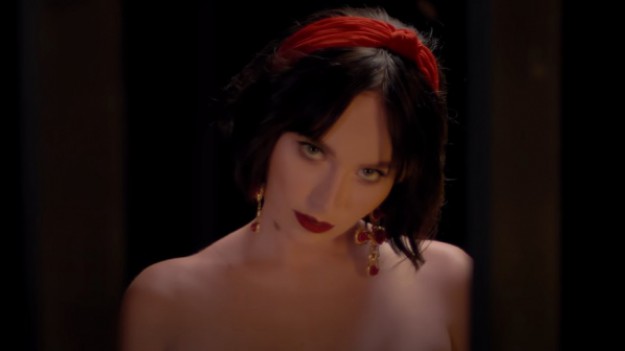 RMF Extra: Mery Spolsky zapozowała topless na balkonie. Odważne zdjęcie w sieci! "Ale sąsiedzi widoki mieli"