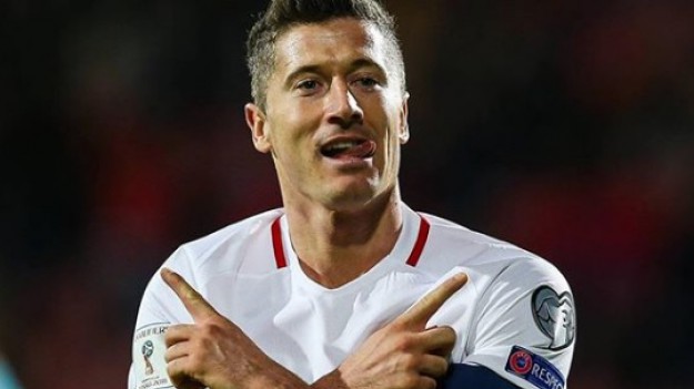 RMF Extra: Robert Lewandowski zaprasza na Mundial w Rosji...  po arabsku!