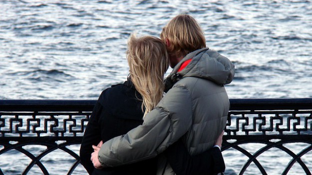 RMF Extra: Na chandrę najlepsze...przytulanie? Naukowcy potwierdzają