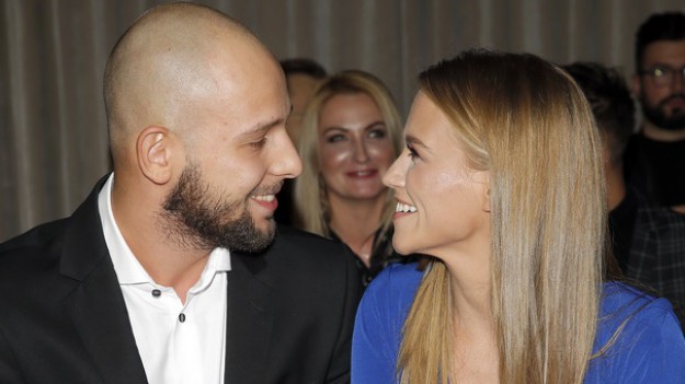 RMF Extra: Agnieszka Kaczorowska-Pela świętowała pierwszą rocznicę ślubu. Aktorka opublikowała wyjątkowe, rodzinne zdjęcia!