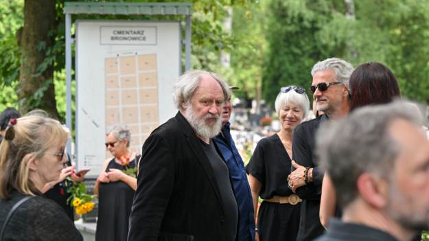 RMF Extra: Andrzej Grabowski na ostatnim pożegnaniu Feliksa Szajnerta. Tak wyglądał pogrzeb aktora