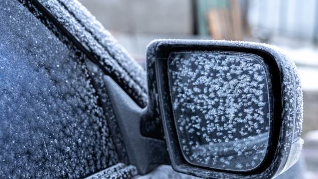 RMF Extra: Nie zostawiaj tego w aucie, gdy jest zimno. Inaczej spotka Cię niemiła niespodzianka