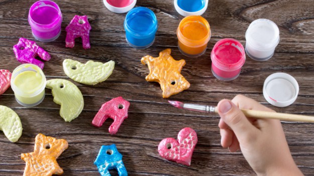 RMF Extra: Masa solna. Jak ją zrobić? Prosty przepis na zabawę dla całej rodziny!