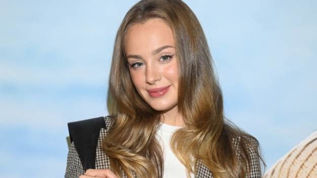 RMF Extra: Wiktoria Gąsiewska bez makijażu. Aktorka pokazała zdjęcie prosto z garderoby 