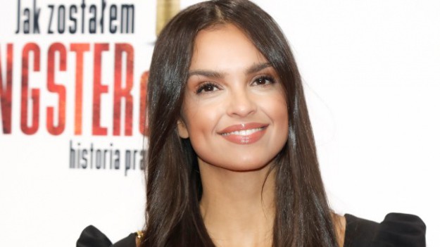 RMF Extra: Klaudia El Dursi kusi na kolejnych zmysłowych fotografiach z Bali. Fani komentują: "Ósmy cud świata"